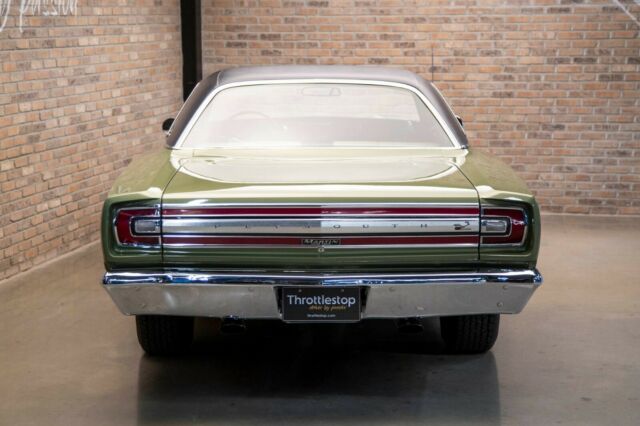 Plymouth Road Runner 1968 image number 2