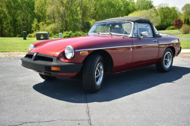 MG MGB 1976 image number 0