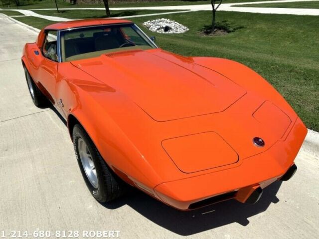 Chevrolet Corvette 1976 image number 2