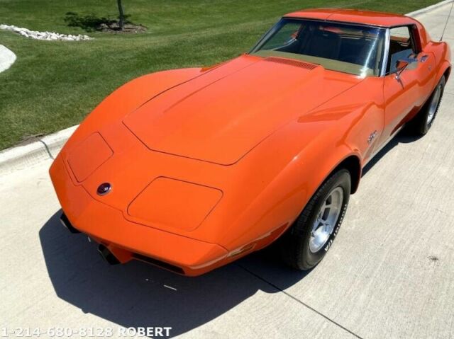 Chevrolet Corvette 1976 image number 27