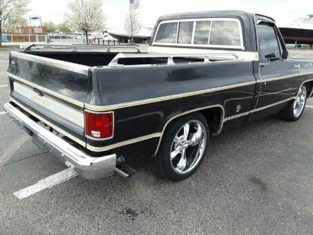 Chevrolet Silverado 1500 1977 image number 2