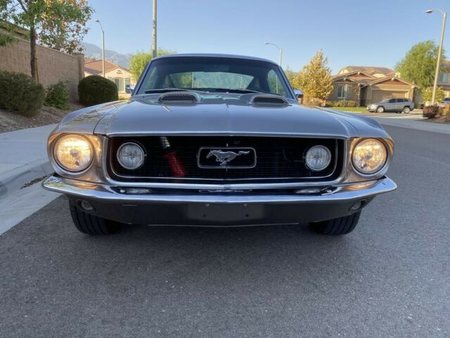 Ford Mustang 1967 image number 12