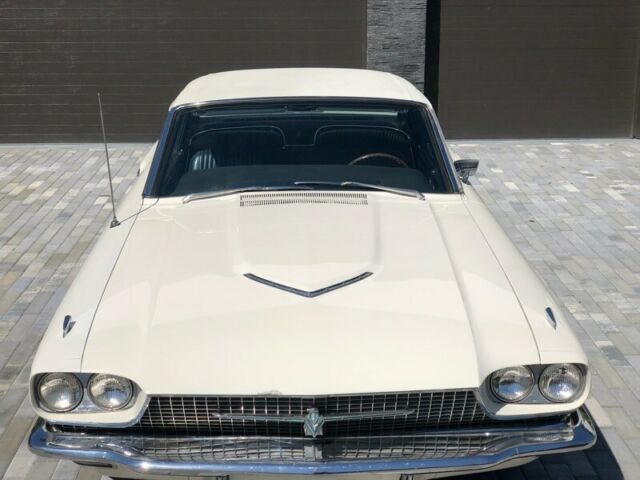 Ford Thunderbird 1966 image number 2