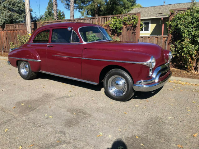 Oldsmobile Eighty-Eight 1949 image number 2