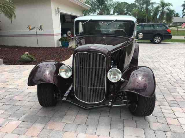 Ford 3 Window Coupe 1932 image number 24