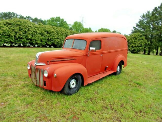 Ford 3/4 Ton Panel 1947 image number 0