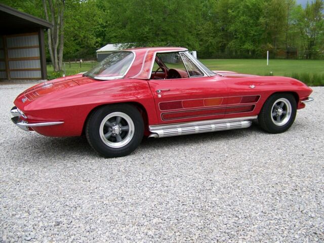 Chevrolet Corvette 1964 image number 25