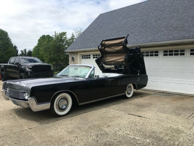 Lincoln Continental 1967 image number 0