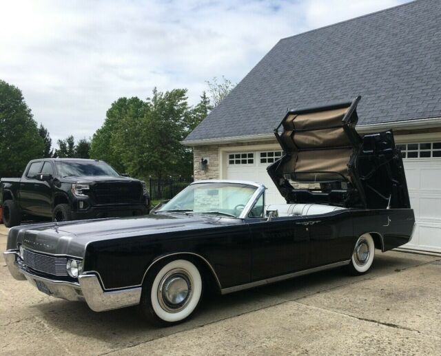 Lincoln Continental 1967 image number 0