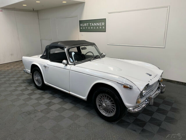 Triumph TR4A 1967 image number 17