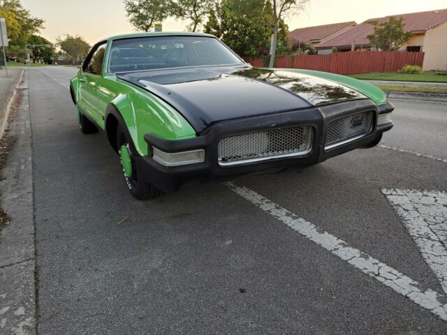 Oldsmobile Toronado 1968 image number 1