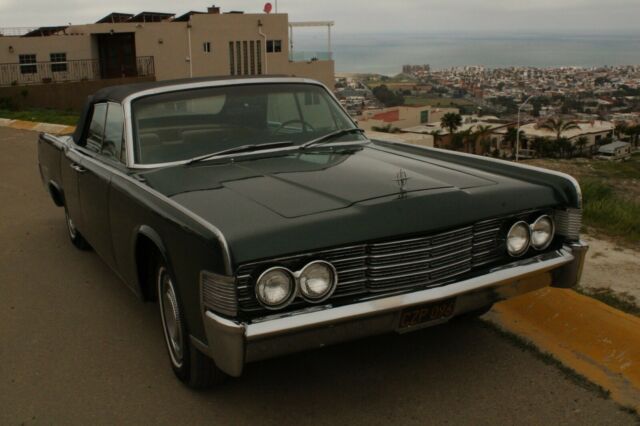 Lincoln Continental 1965 image number 29