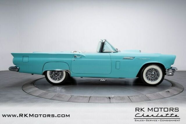 Ford Thunderbird 1957 image number 16