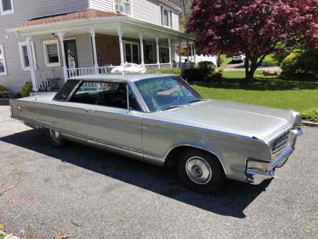 Chrysler New Yorker 1965 image number 0