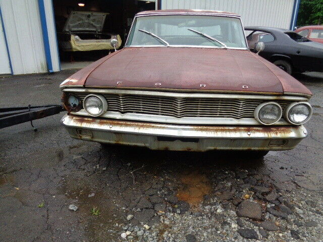 Ford Galaxie 1964 image number 3