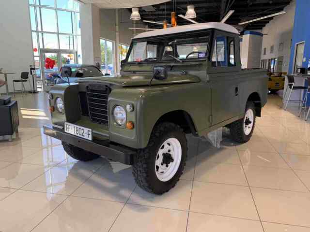 Land Rover Series III 1975 image number 0