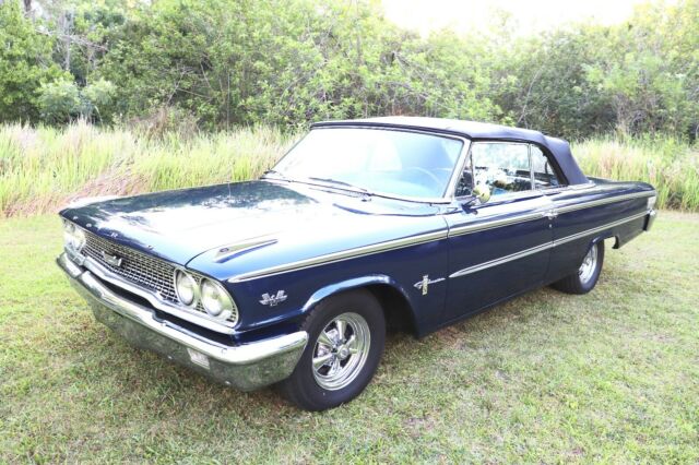 Ford Galaxie 1963 image number 28