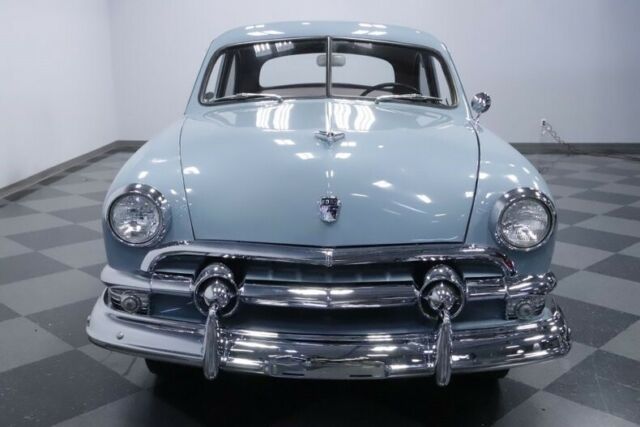 Ford Deluxe 1951 image number 43