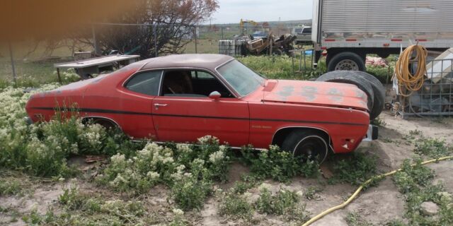 Plymouth Duster 1974 image number 1