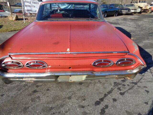 Oldsmobile Ninety-Eight 1962 image number 35