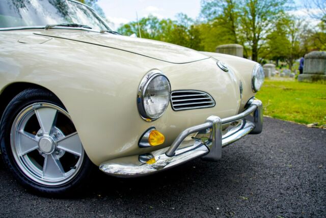 Volkswagen Karmann Ghia 1968 image number 27