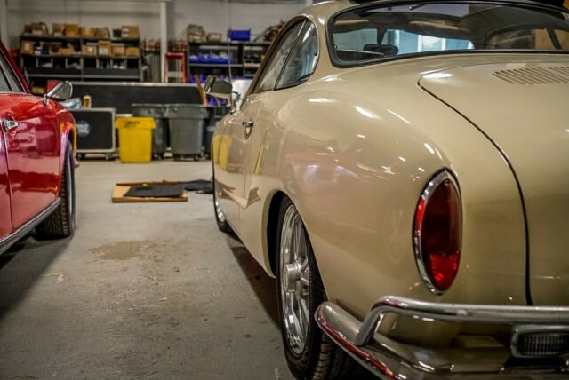 Volkswagen Karmann Ghia 1968 image number 44