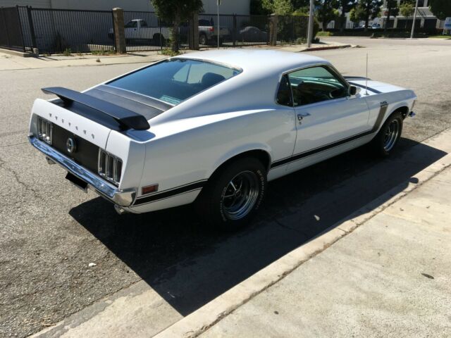 Ford Mustang 1970 image number 18