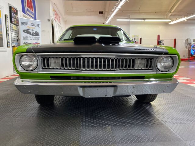 Plymouth Duster 1970 image number 7