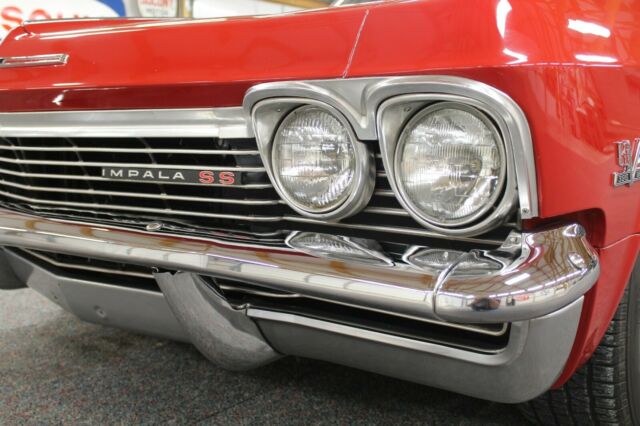 Chevrolet Impala 1965 image number 29