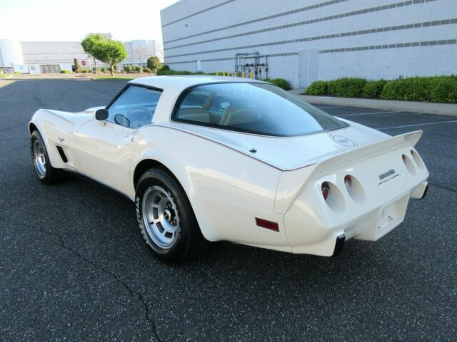 Chevrolet Corvette 1979 image number 12