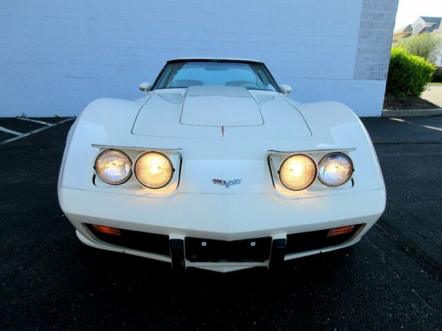 Chevrolet Corvette 1979 image number 16