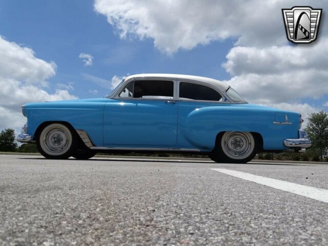 Chevrolet Bel Air/150/210 1953 image number 10