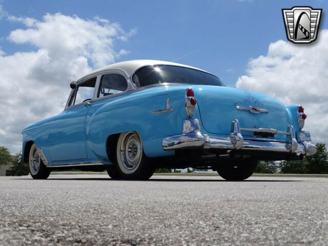 Chevrolet Bel Air/150/210 1953 image number 13