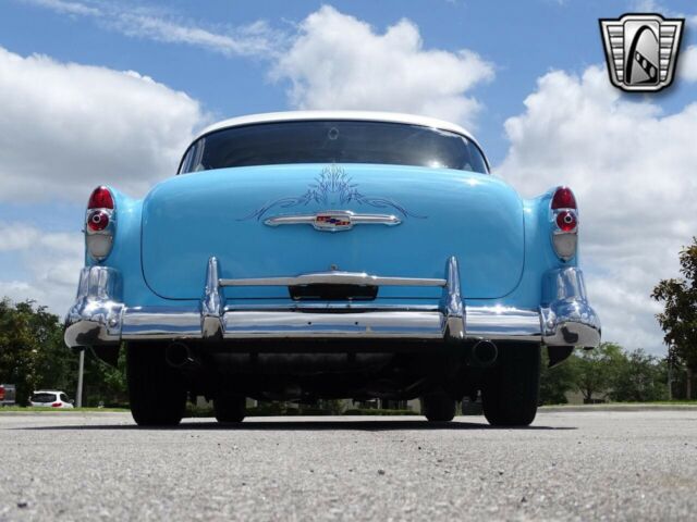 Chevrolet Bel Air/150/210 1953 image number 16