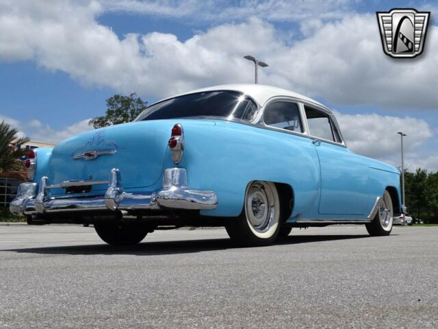 Chevrolet Bel Air/150/210 1953 image number 19