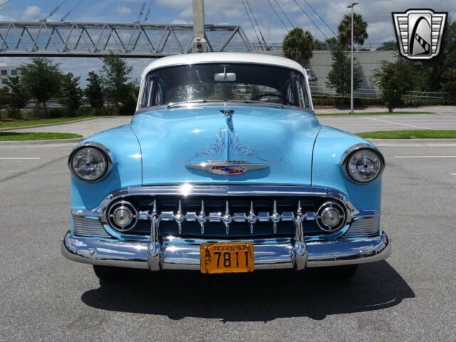 Chevrolet Bel Air/150/210 1953 image number 27