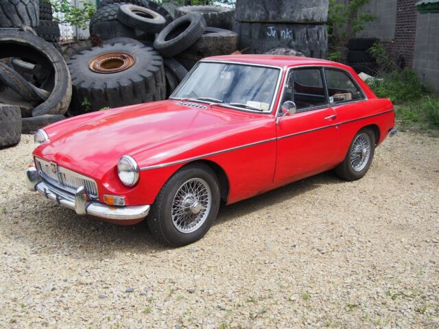 MG MGB 1967 image number 1