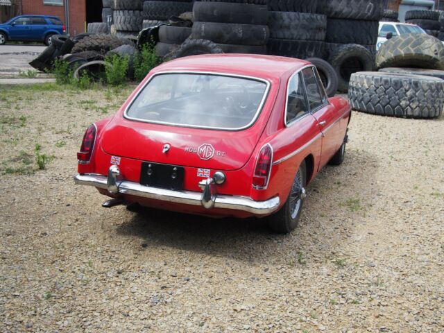 MG MGB 1967 image number 27