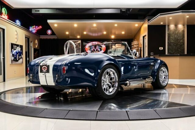 Shelby Cobra 1965 image number 10