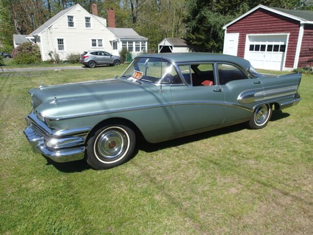 Buick Roadmaster 1958 image number 1