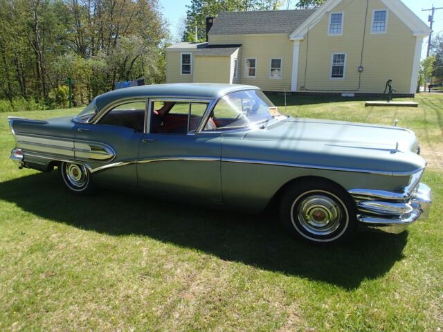 Buick Roadmaster 1958 image number 14