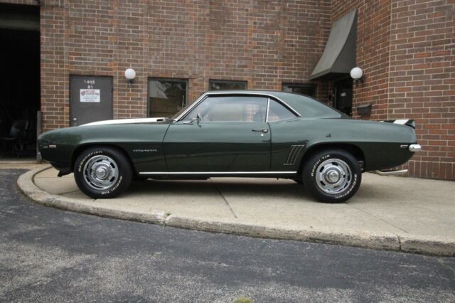 Chevrolet Camaro 1969 image number 2