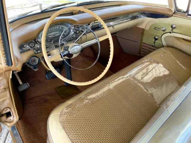 Oldsmobile Super 88 1957 image number 30