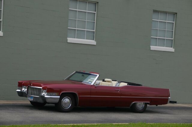 Cadillac DeVille 1970 image number 0