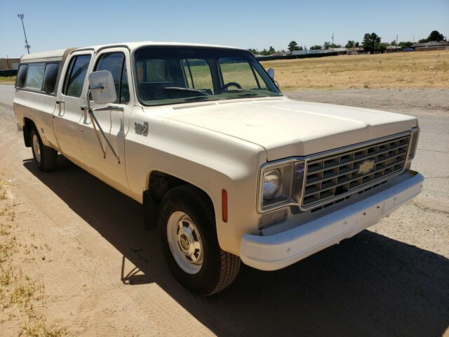 Chevrolet C/K Pickup 2500 1976 image number 14