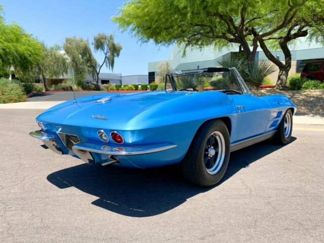 Chevrolet Corvette 1963 image number 27