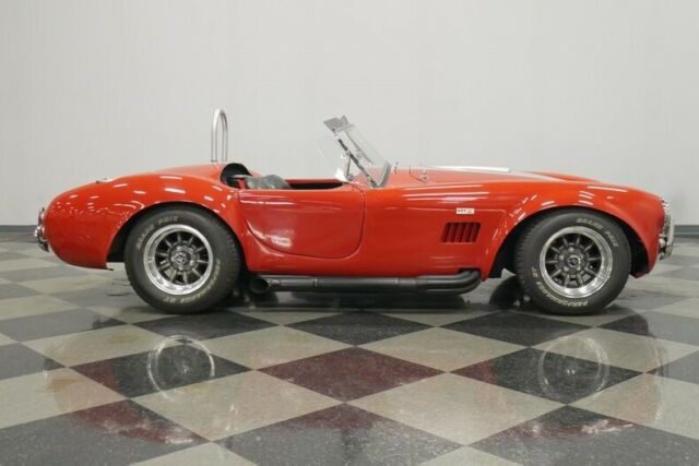 Shelby Cobra 1965 image number 41