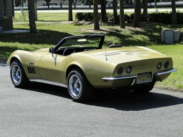 Chevrolet Corvette 1969 image number 31