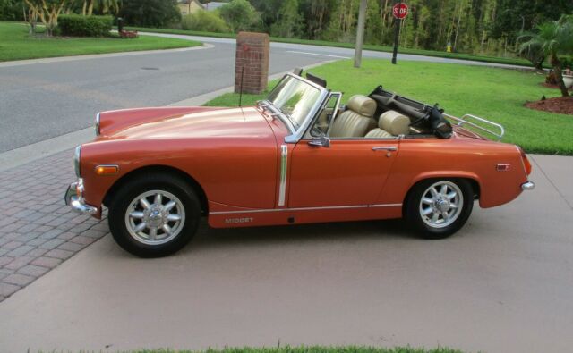 MG Midget 1970 image number 20