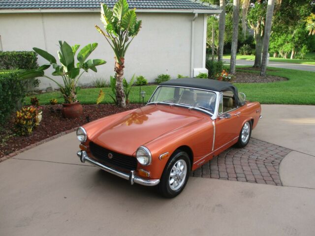 MG Midget 1970 image number 33